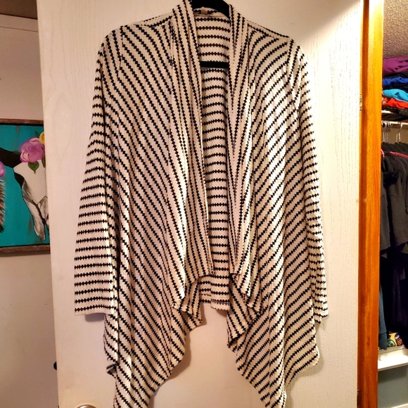 Open Cardigan - Picture 1 of 2